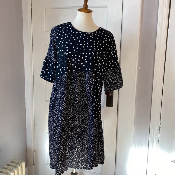 Caara Black and White Polka Dot Shift Dress, Size M - Picture 5 of 14